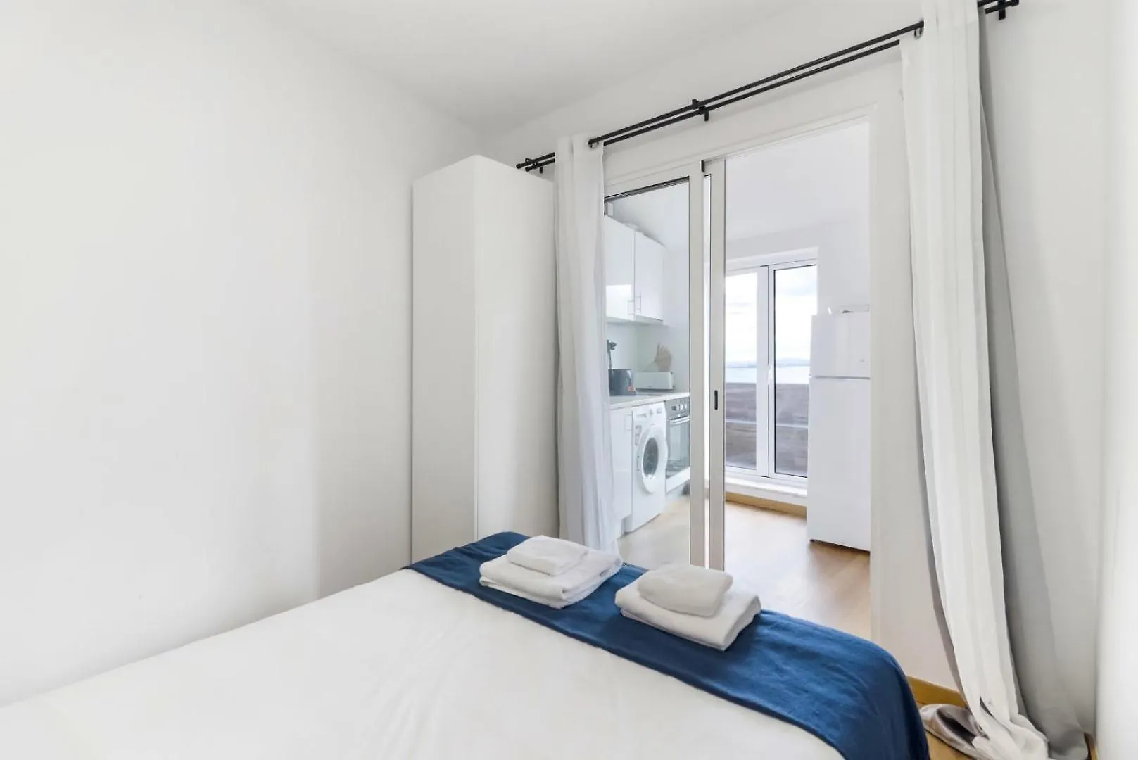 2Br Terrace With Tagus View - Air-Conditioned | By Airnest Lisbon